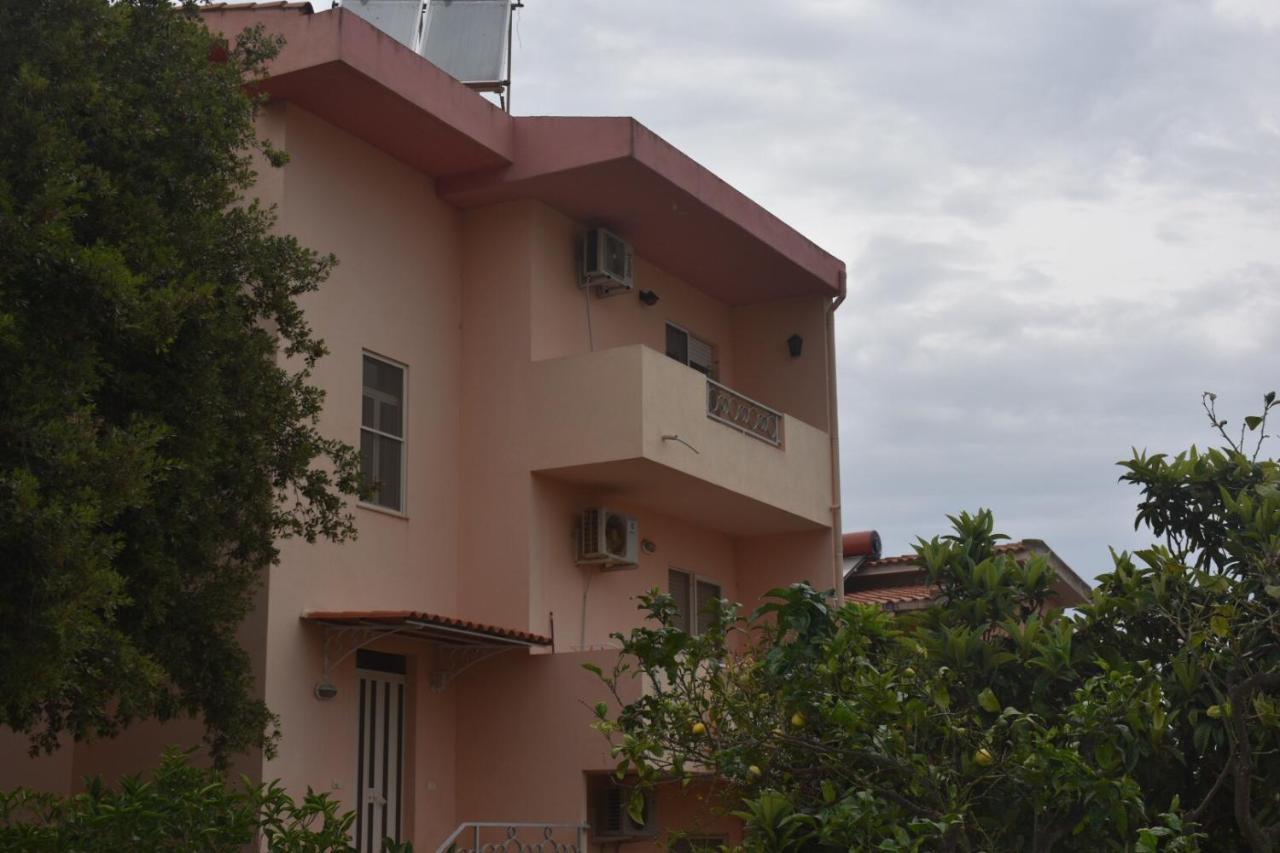 Sa Mariposa Bed & Breakfast Muravera Exterior photo